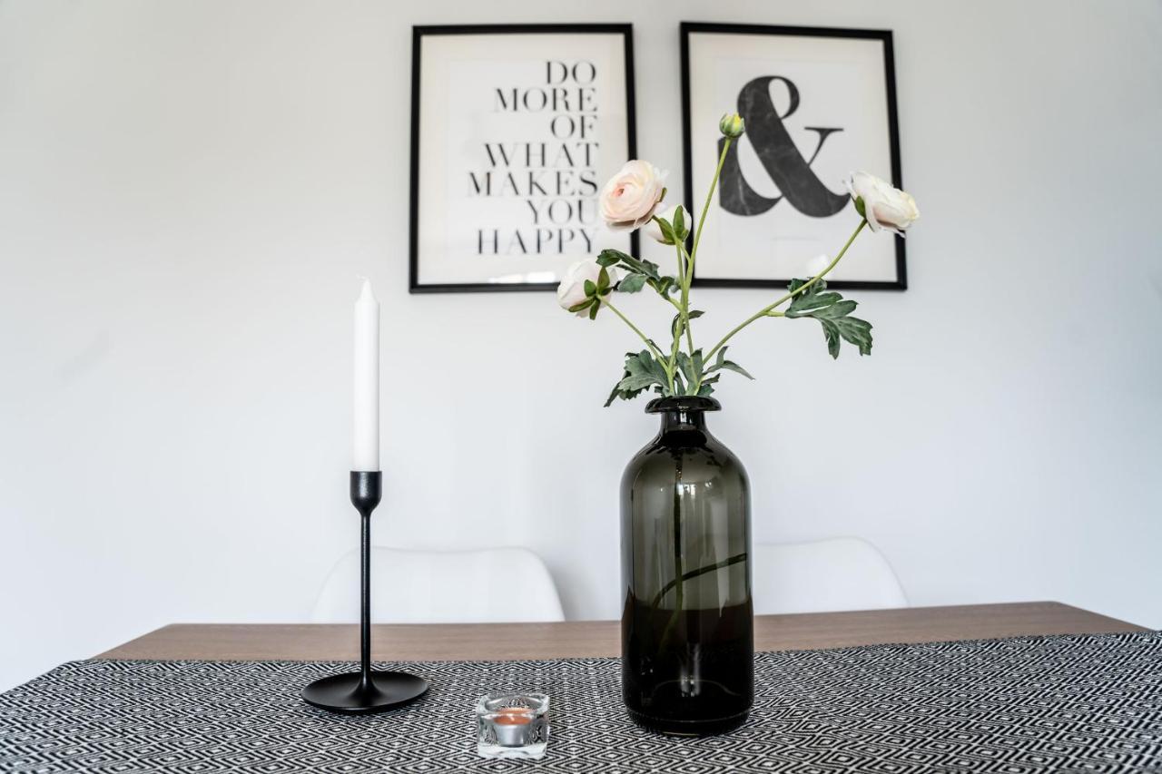 Luxurious Two Bedroom Apartment With Private Parking 퍼스 외부 사진
