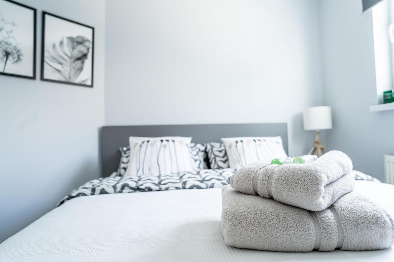 Luxurious Two Bedroom Apartment With Private Parking 퍼스 외부 사진